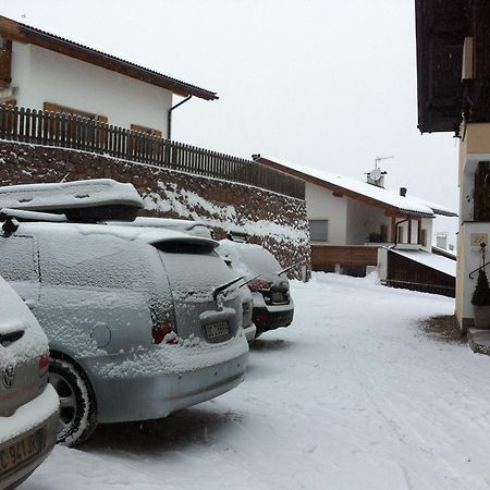 Garni Waldfrieden Hotel Castelrotto Exterior photo